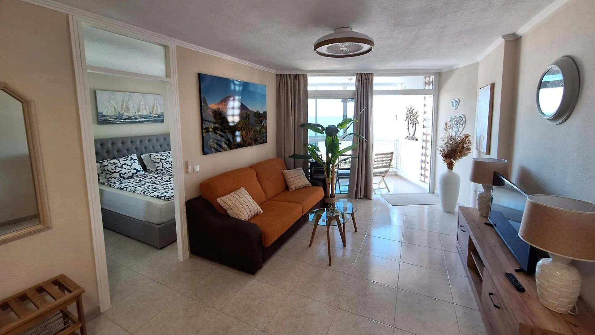kontakty Las Americas Ocean Panorama